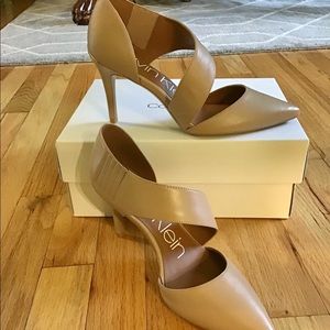 New in Box Calvin Klein Gella Napa heels